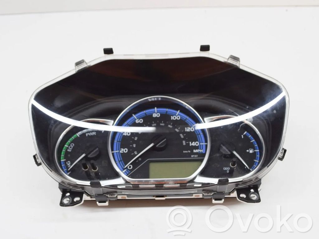 Toyota Yaris Nopeusmittari (mittaristo) 