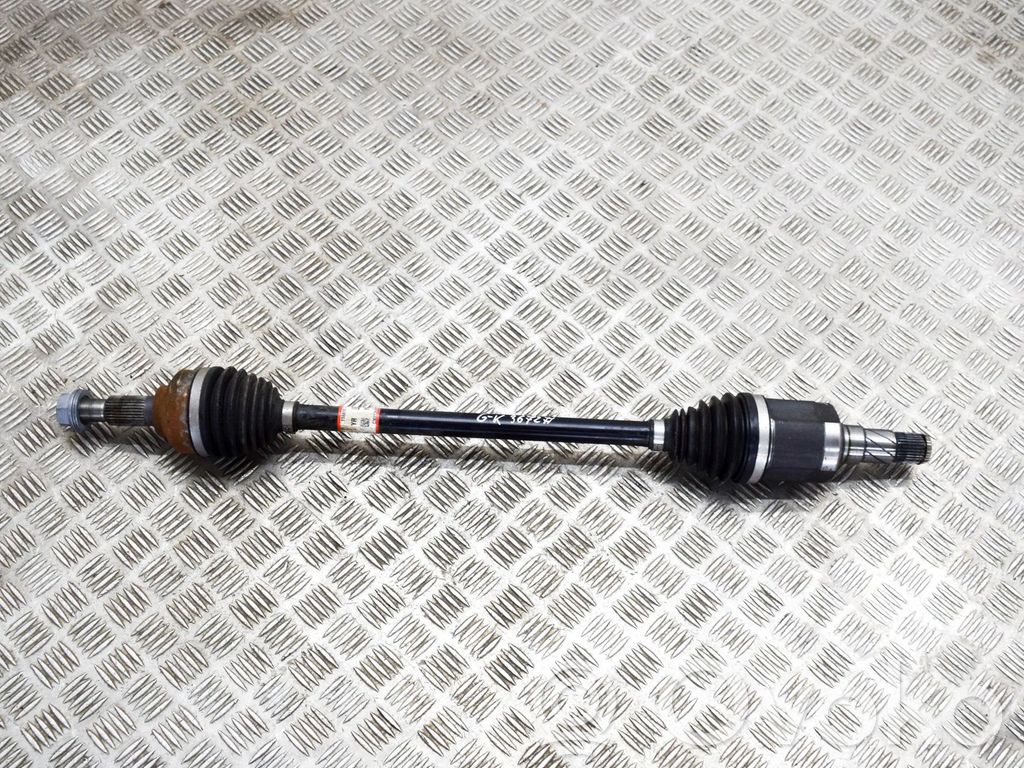 Antriebswelle hinten   118816100D