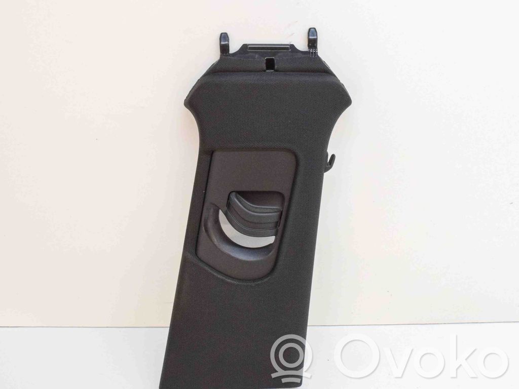 Audi Q3 8U Pilar (B) (superior) 