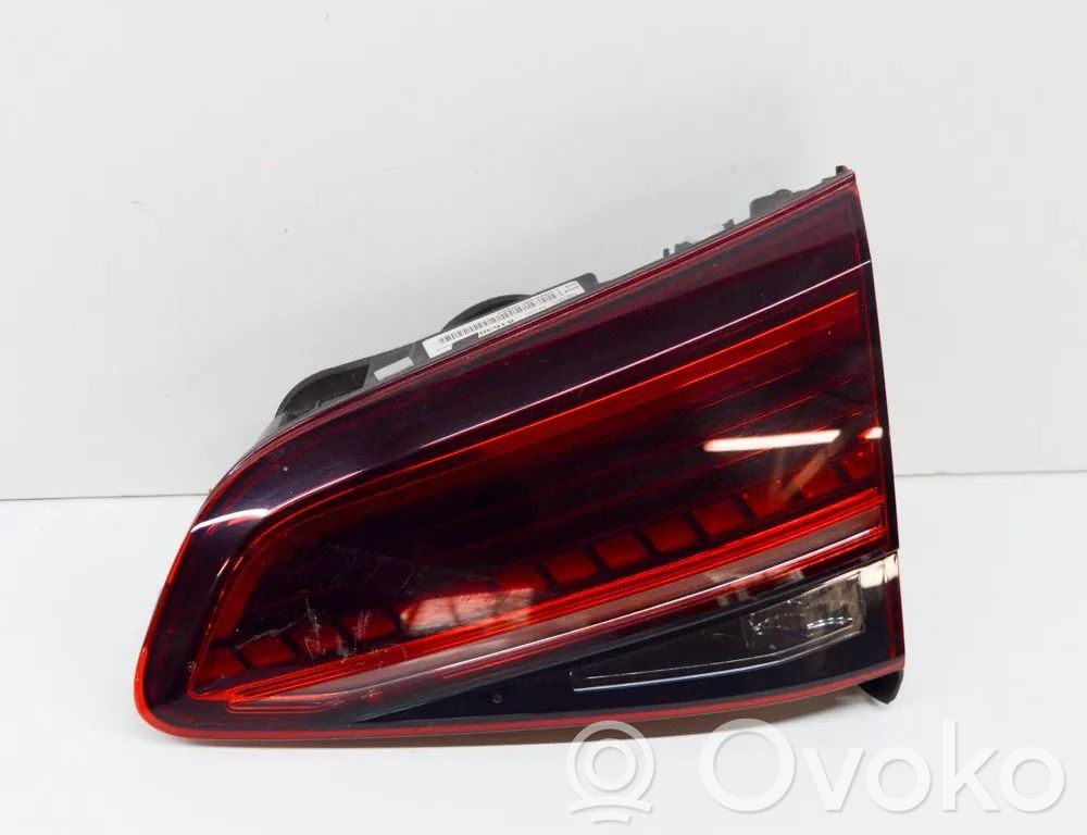 Volkswagen Golf VII Lampă spate în capacul portbagajului 