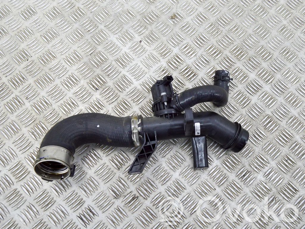 Jaguar E-Pace Intercooler hose/pipe 