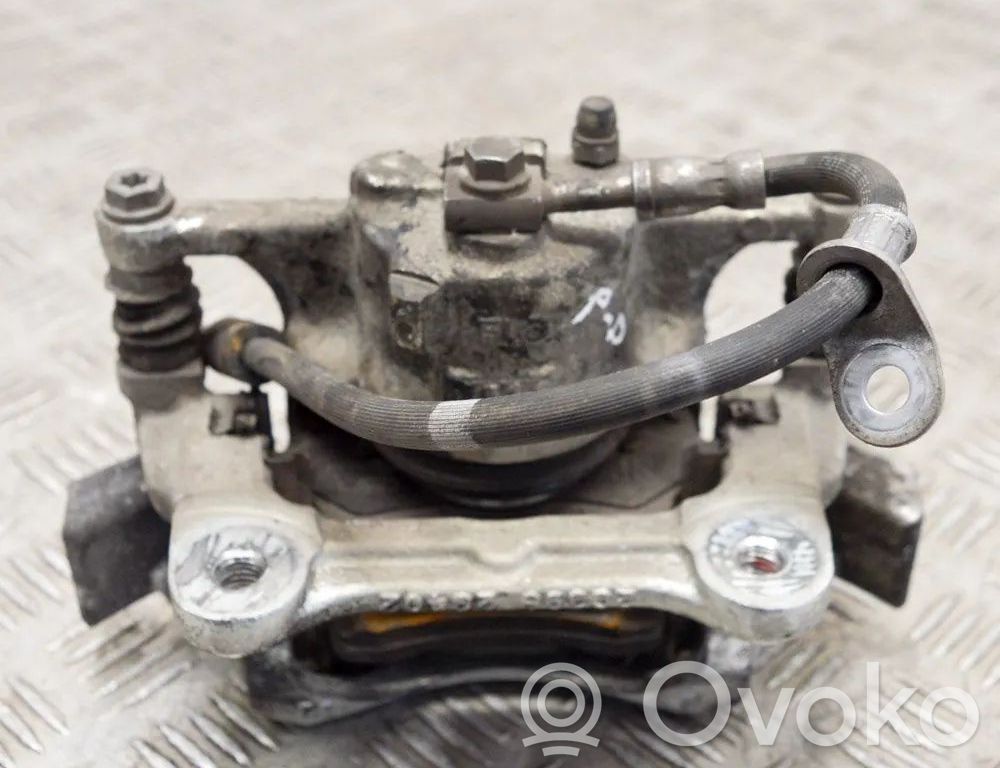 Ford Puma Передний суппорт 