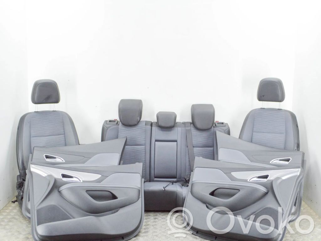 Opel Mokka Tapicerka / Komplet 
