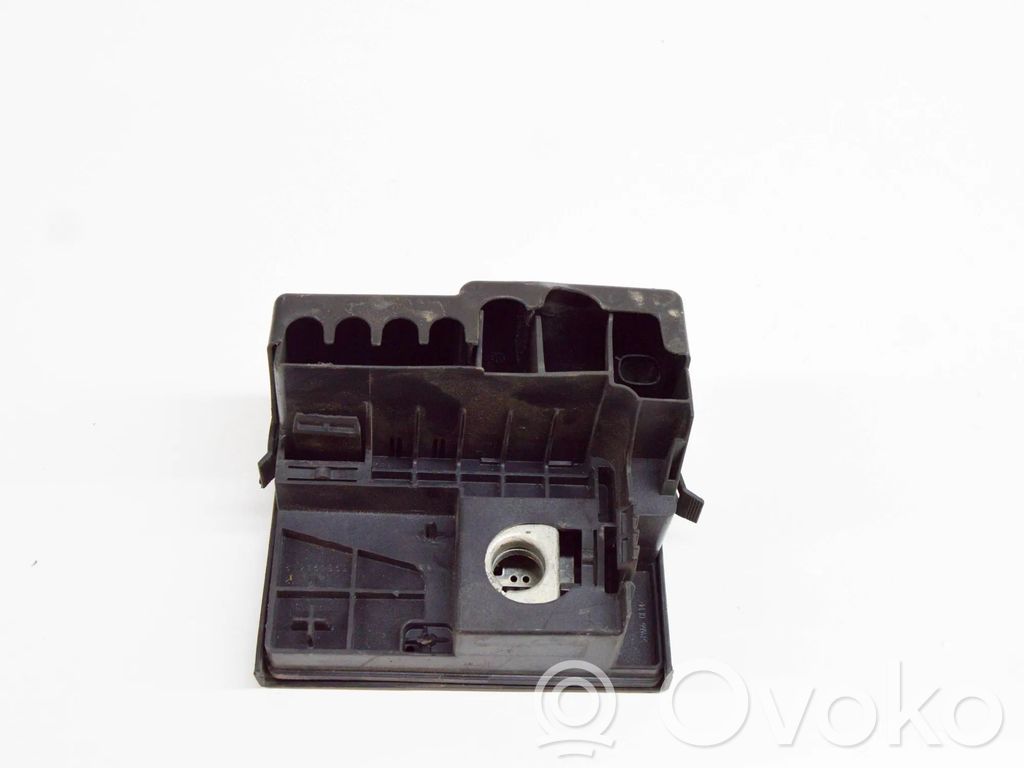 Opel Insignia B Fuse module 