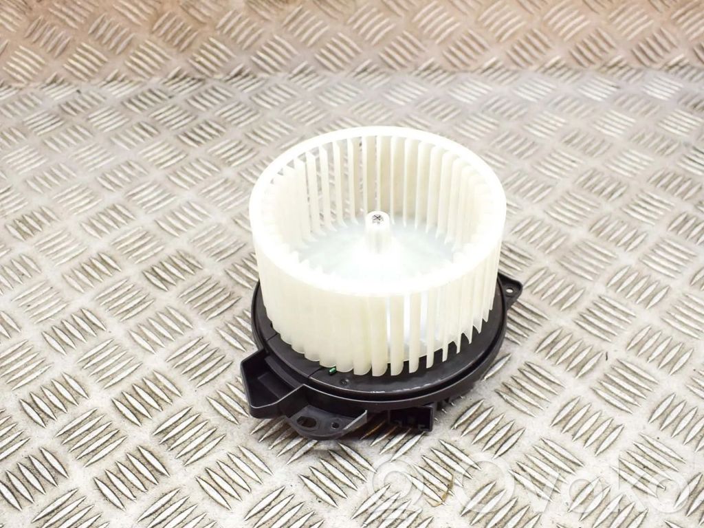 Tesla Model 3 Mazā radiatora ventilators 
