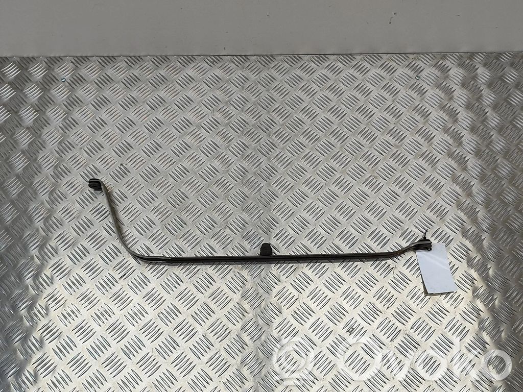 BMW 5 G30 G31 G38 Polttoainesäiliön kannake