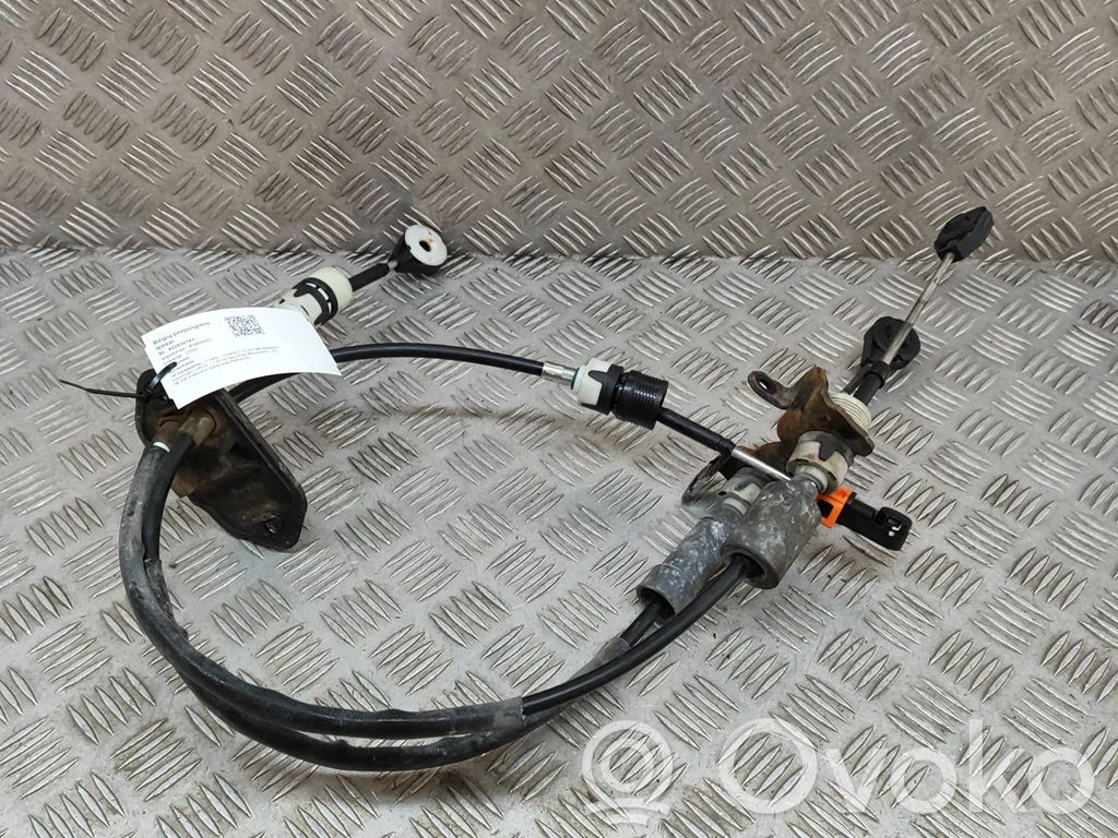 Ford Transit Custom Vaihteenvaihtajan vaijerin liitin 