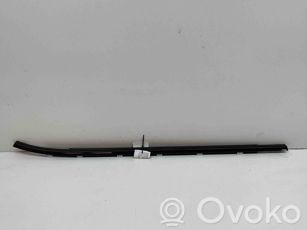 KIA EV6 Listwa / Uszczelka szyby drzwi tylnych 