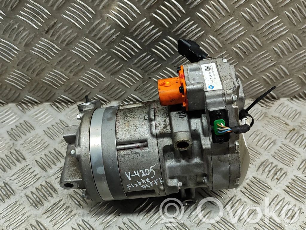 Kompresor / Sprężarka klimatyzacji A/C   97701G2000