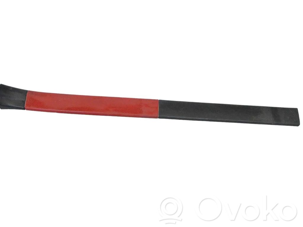 Nissan Qashqai Osłona słupka szyby przedniej / A 