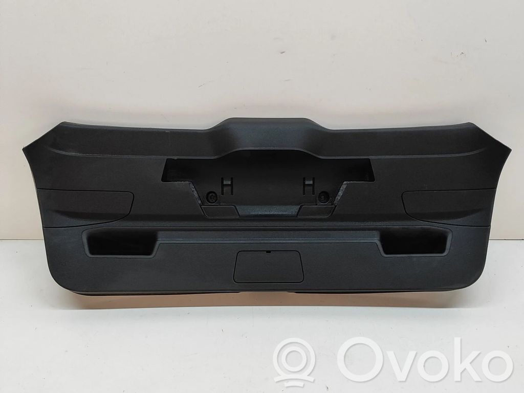 Audi A3 8Y Tailgate trim 