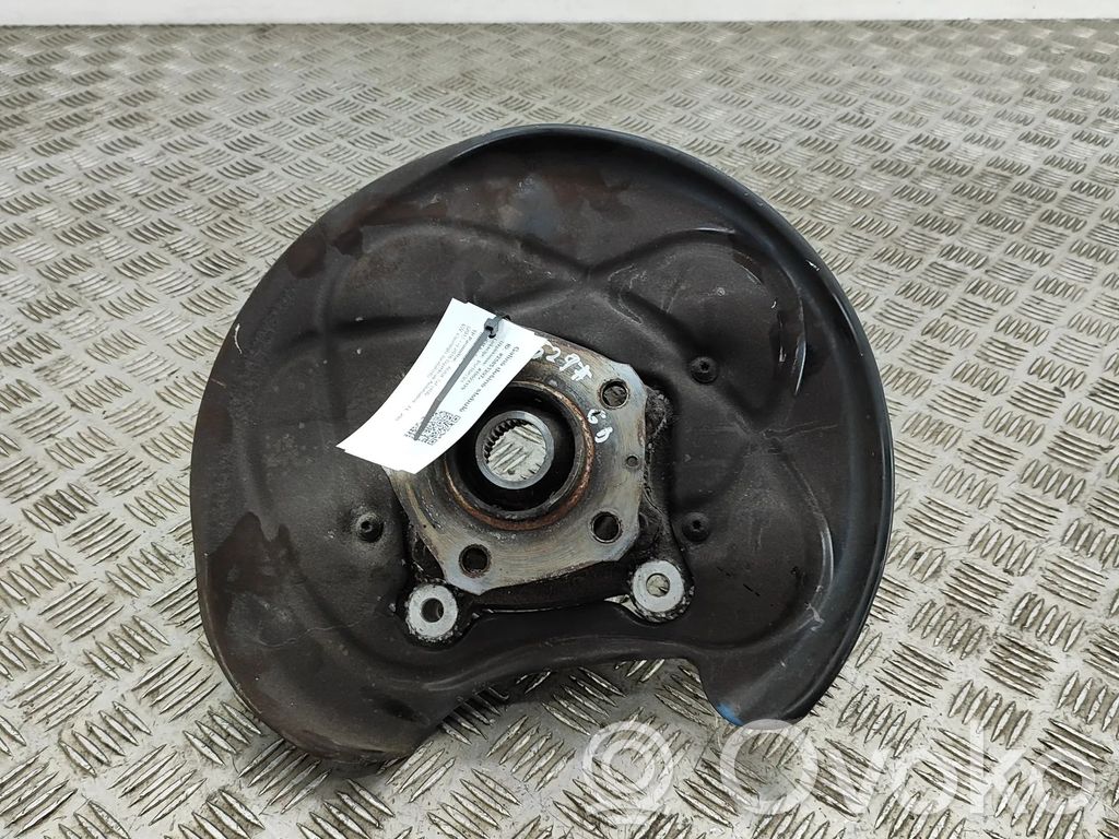 Audi Q7 4M Cubo de rueda trasera 