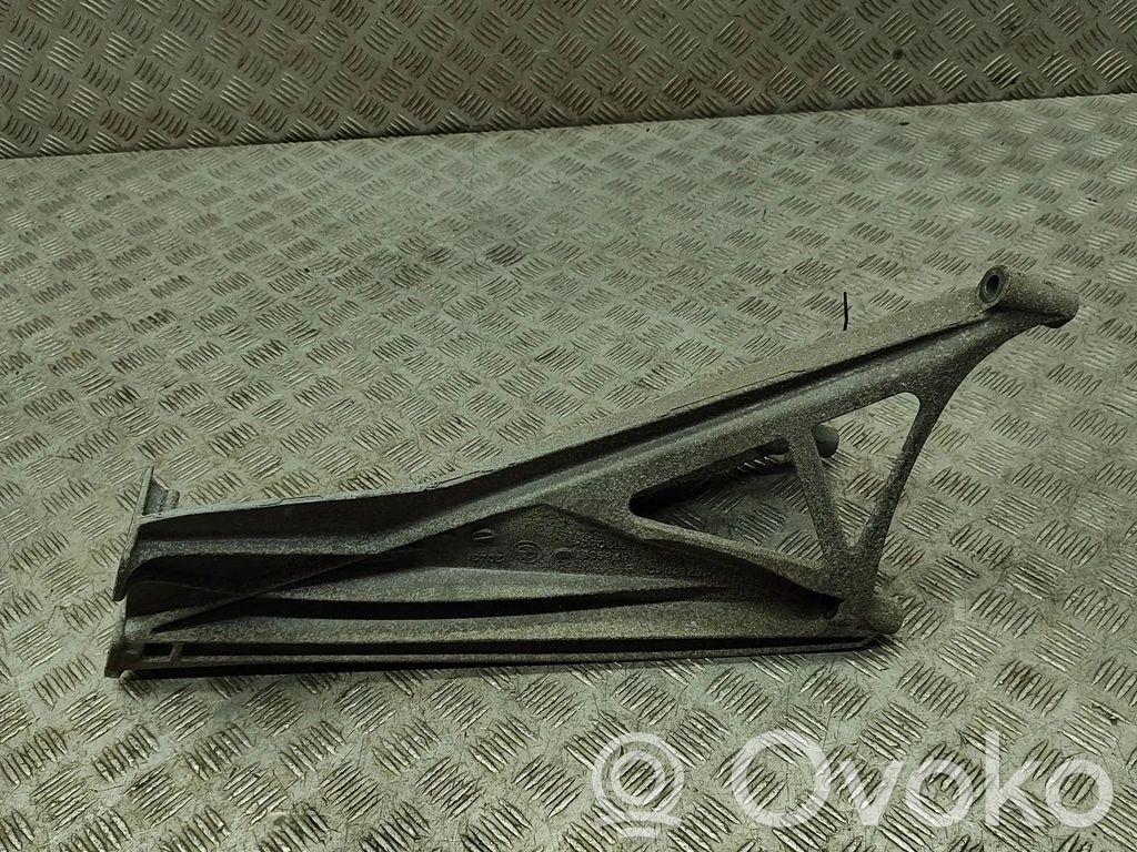 BMW i3 Gearbox mounting bracket 