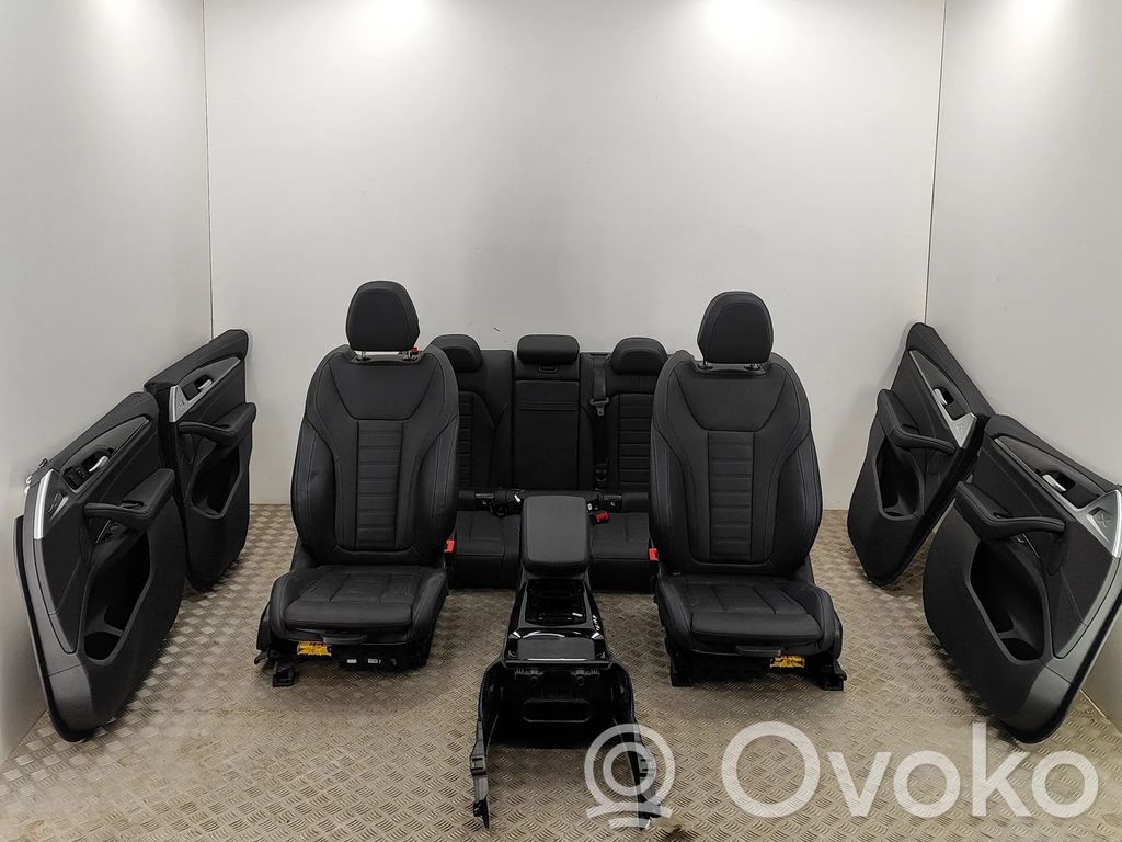 Juego interior   5A1C4B4,5A1C4B3,5A4F745,5A4F746,5A4F7B5,5A4F7B6,5A6A018,R23E218