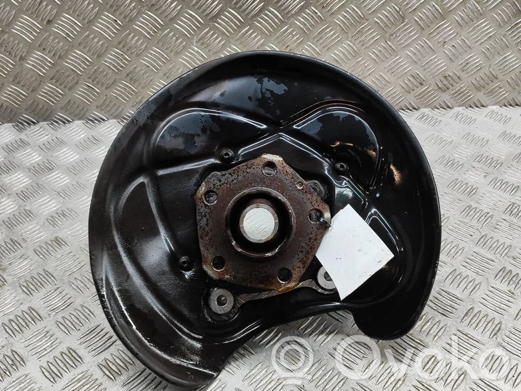 Audi Q7 4M Cubo de rueda trasera 