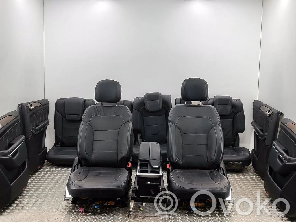 Mercedes-Benz GL X166 Set de interior 