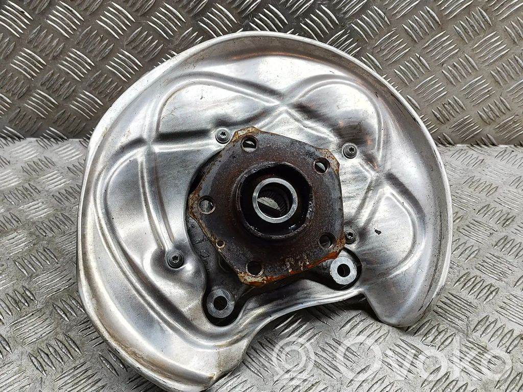 Cubo de rueda trasera   8W0505436AA