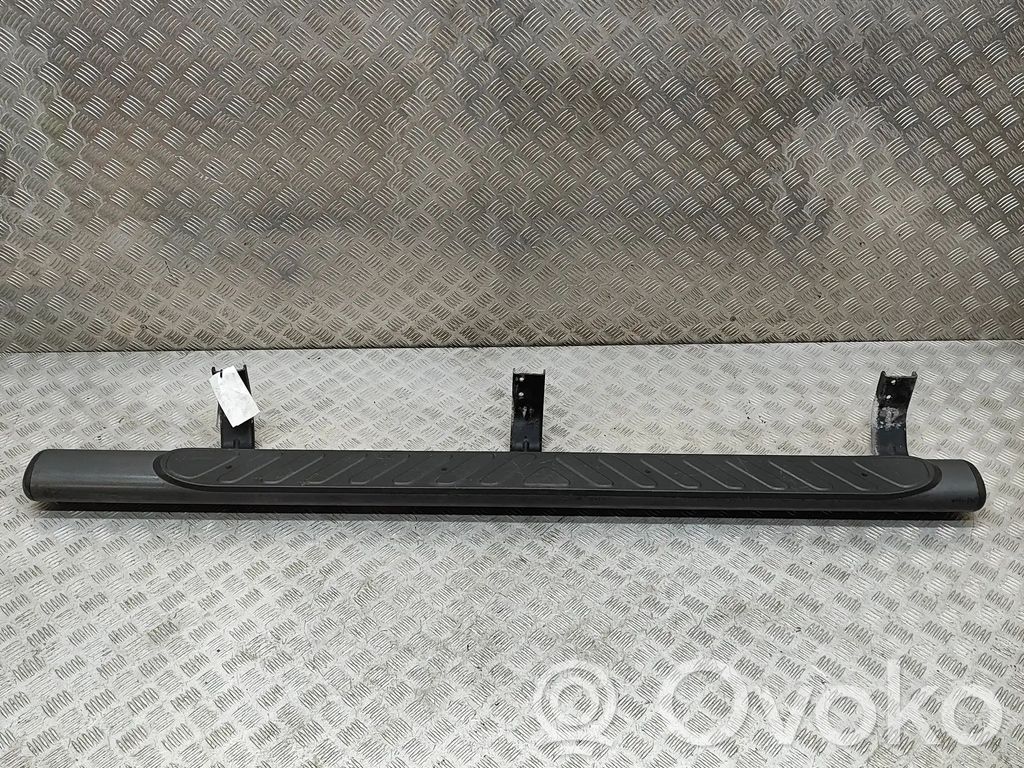 Sill   96177EB00A,96101EB80A