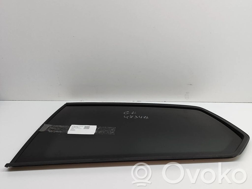 Geam lateral spate   5G3845041B