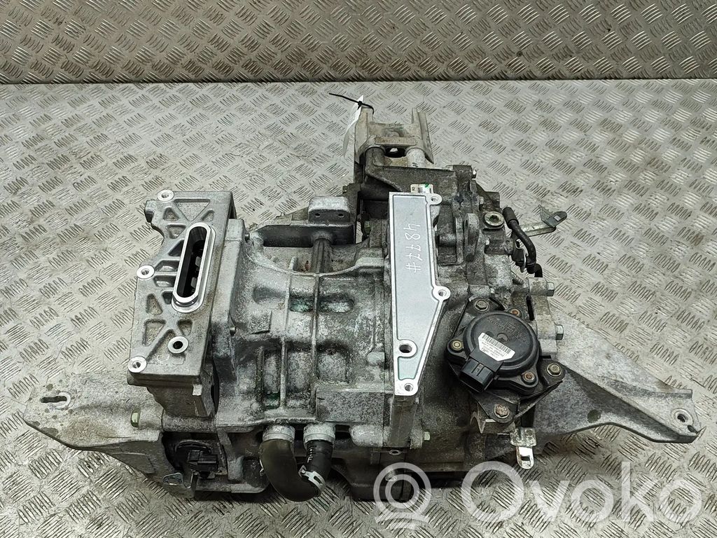 Nissan Leaf II (ZE1) Silnik 