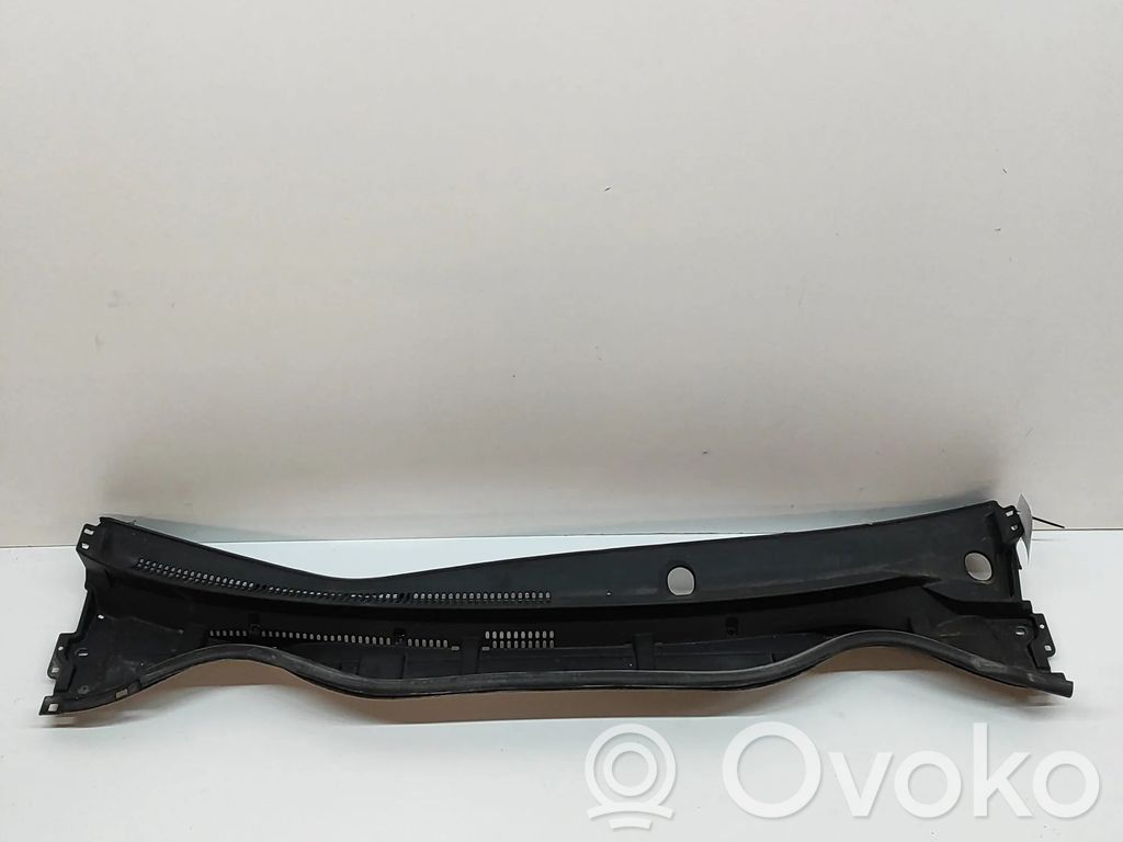 Toyota Auris E180 Wiper trim 