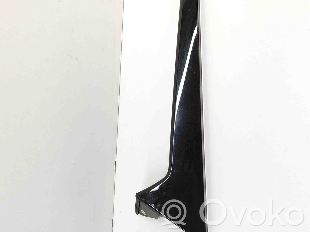 Audi e-tron Tailgate trim 
