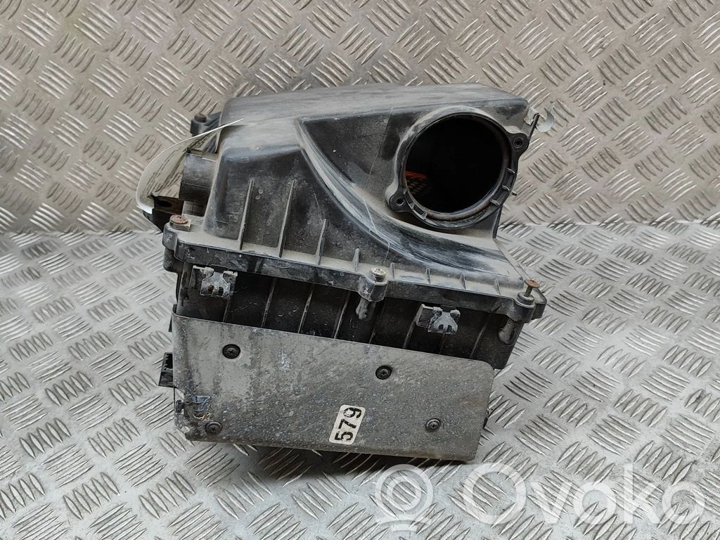 Volkswagen Amarok Obudowa filtra powietrza 