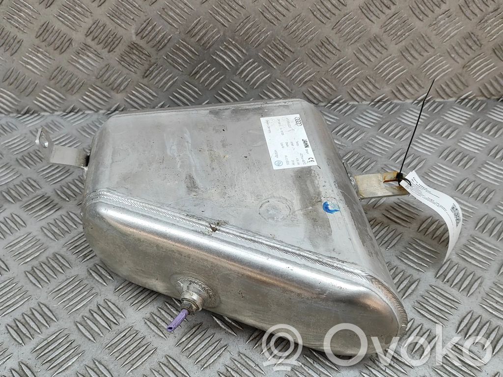 Audi Q8 Serbatoio per sospensioni pneumatiche