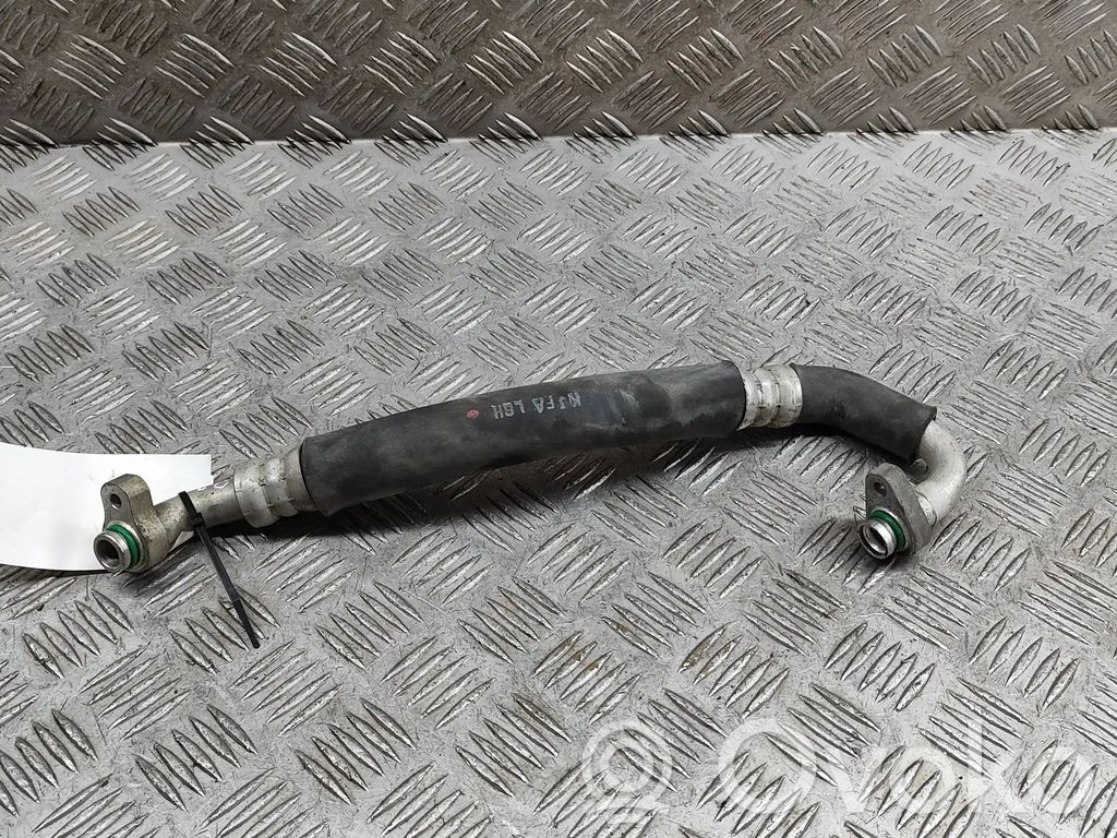 KIA Soul Ilmastointilaitteen putki (A/C)
