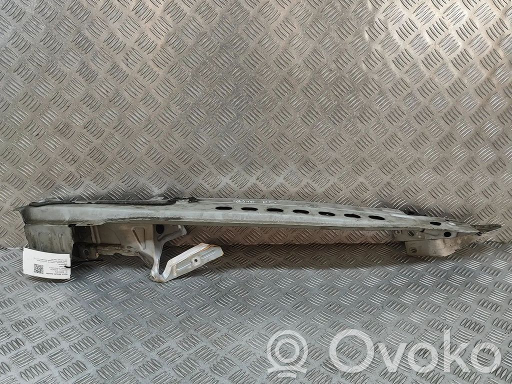 Porsche Cayenne (9PA) Supporto di montaggio del parafango