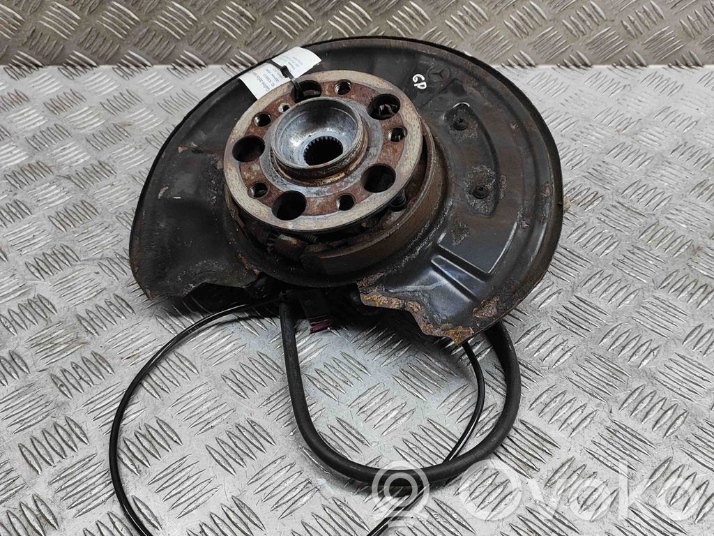 Mercedes-Benz E C207 W207 Cubo de rueda trasera 