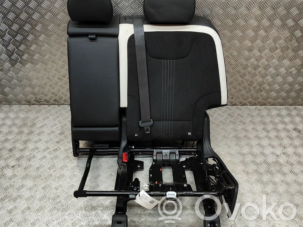 Asiento trasero   89500CV010