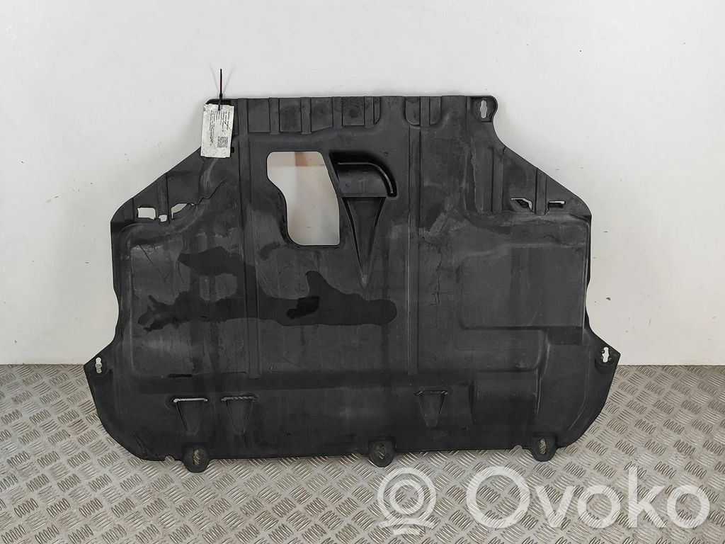 Ford Focus Protezione anti spruzzi/sottoscocca del motore 