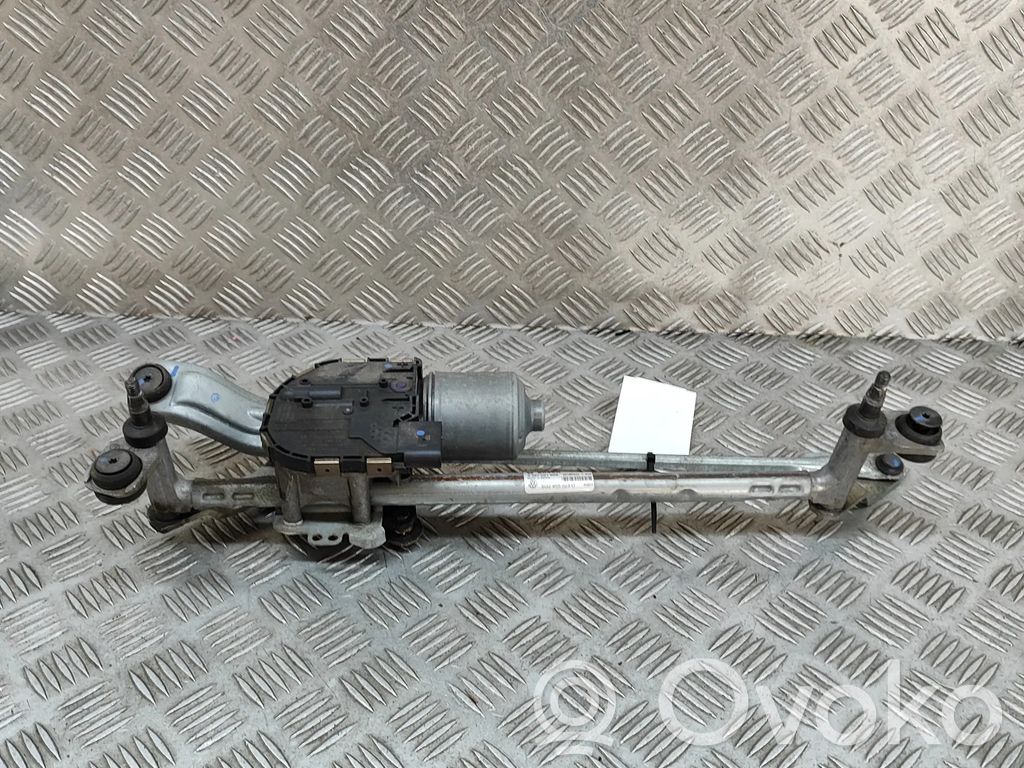 Volkswagen Golf VII Wischergestänge Wischermotor vorne 