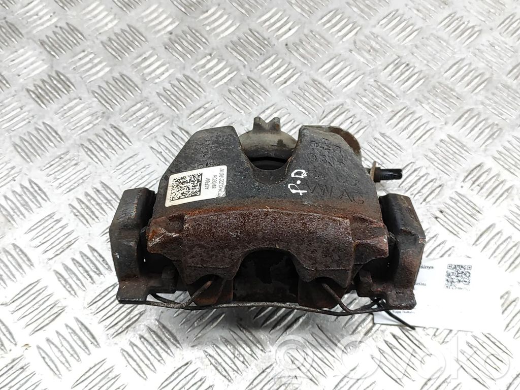 Zacisk hamulcowy przedni   8W0615124