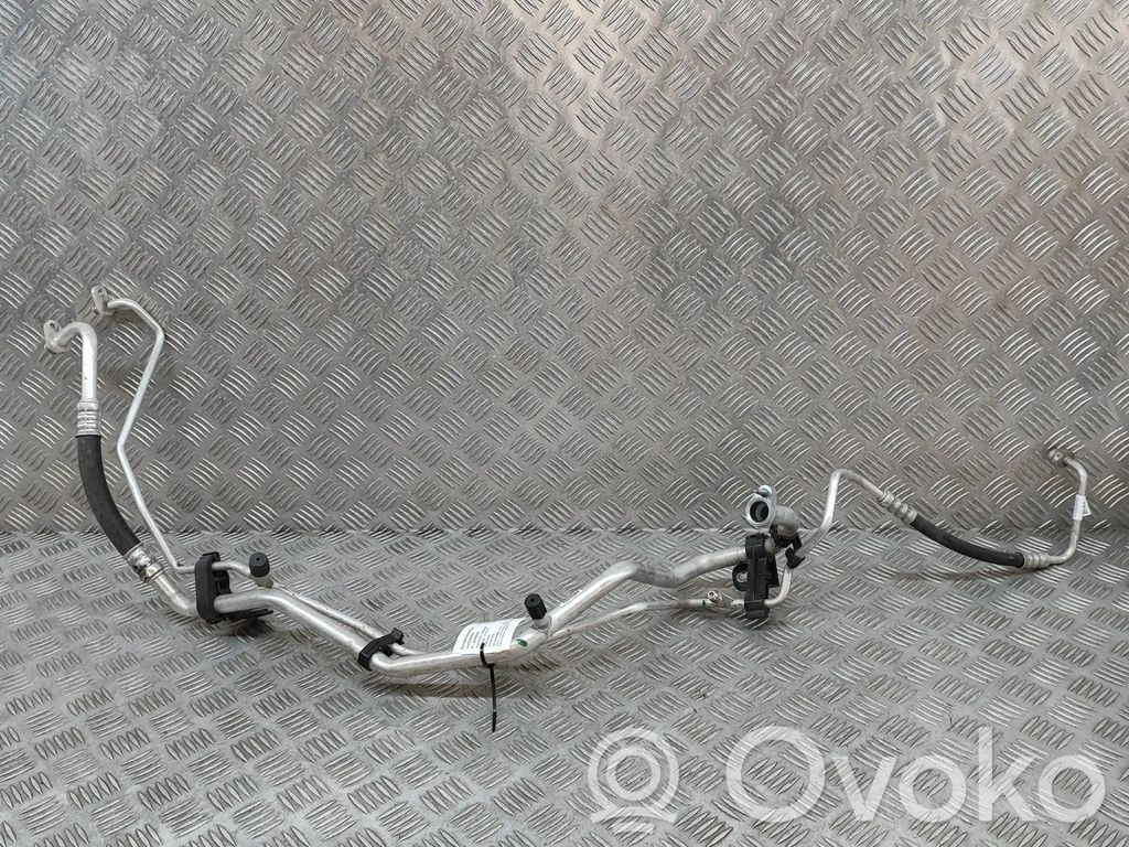 Opel Vivaro Air conditioning (A/C) pipe/hose 