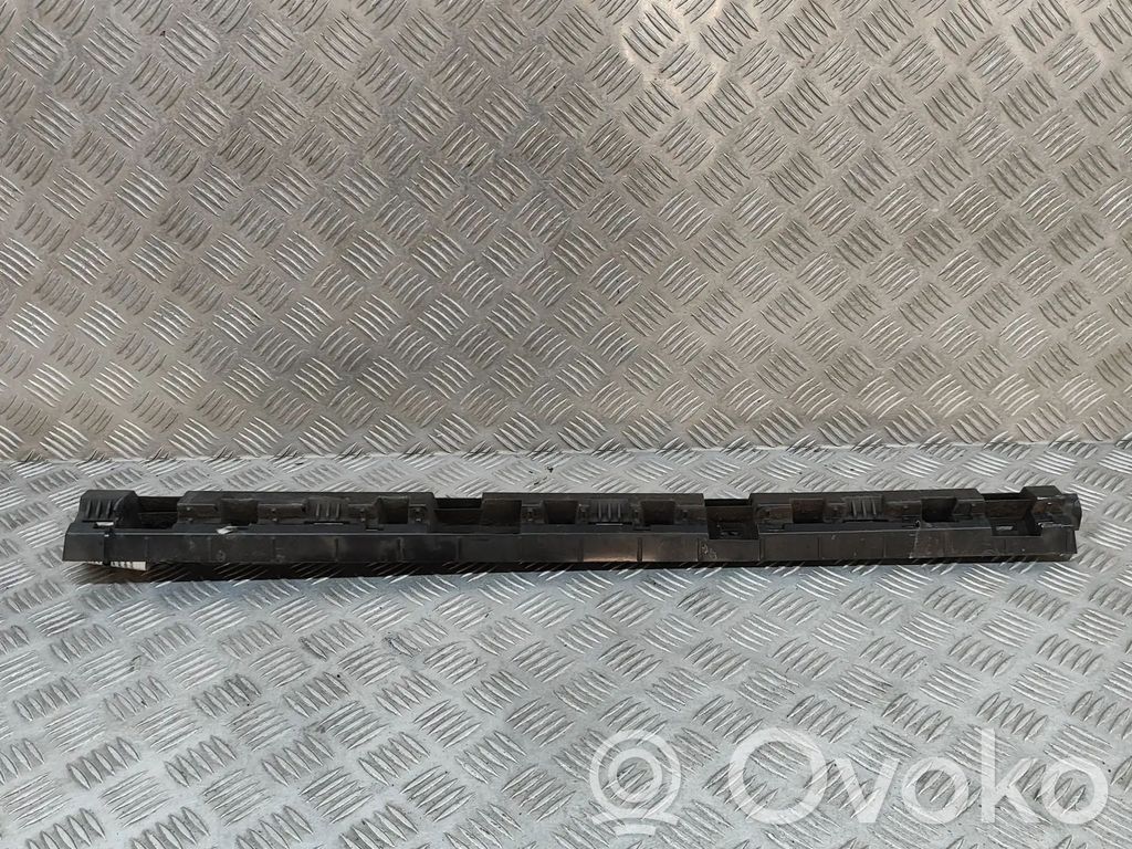 Polestar 2 Sill/side skirt trim 