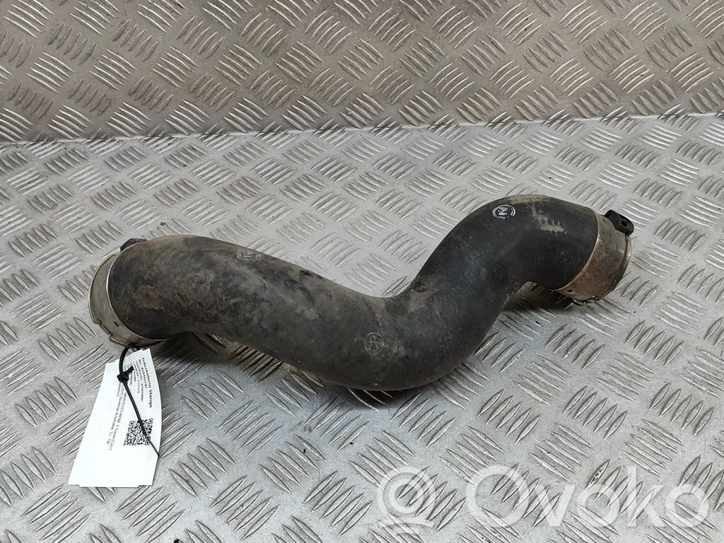 Mercedes-Benz E C207 W207 Furtun/conductă intercooler