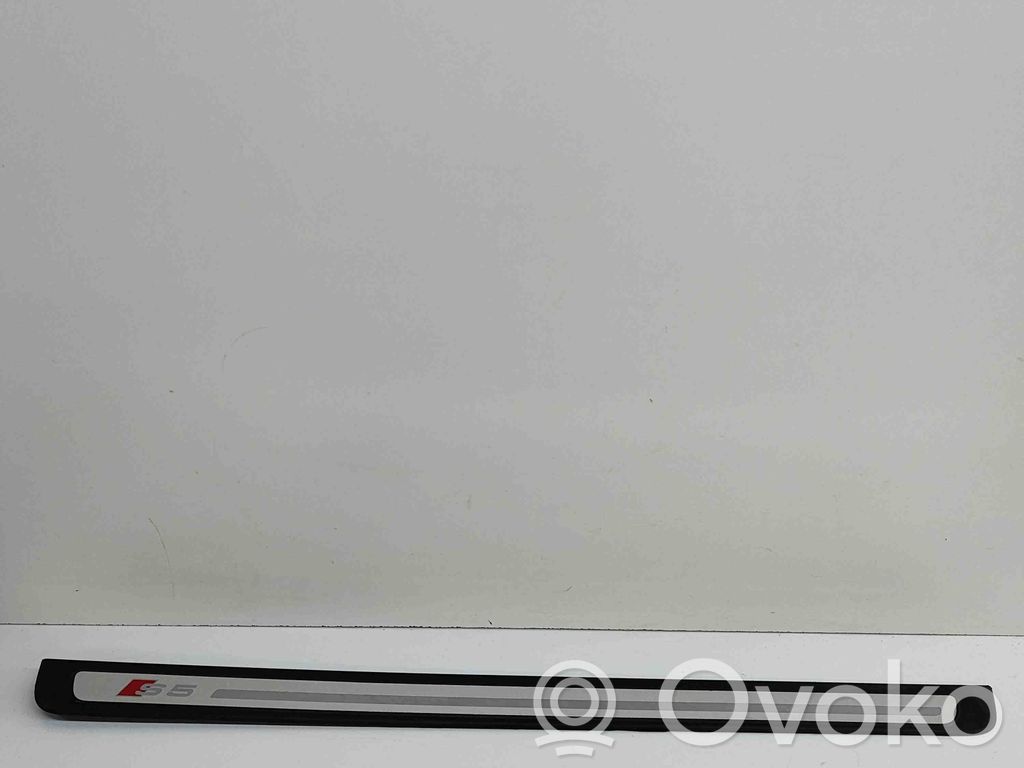 Audi A5 Copertura del rivestimento del sottoporta anteriore 