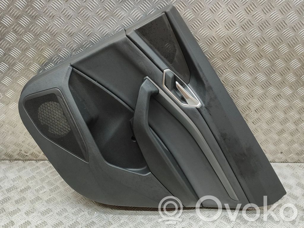 Audi e-tron Apšuvums aizmugurējām durvīm 