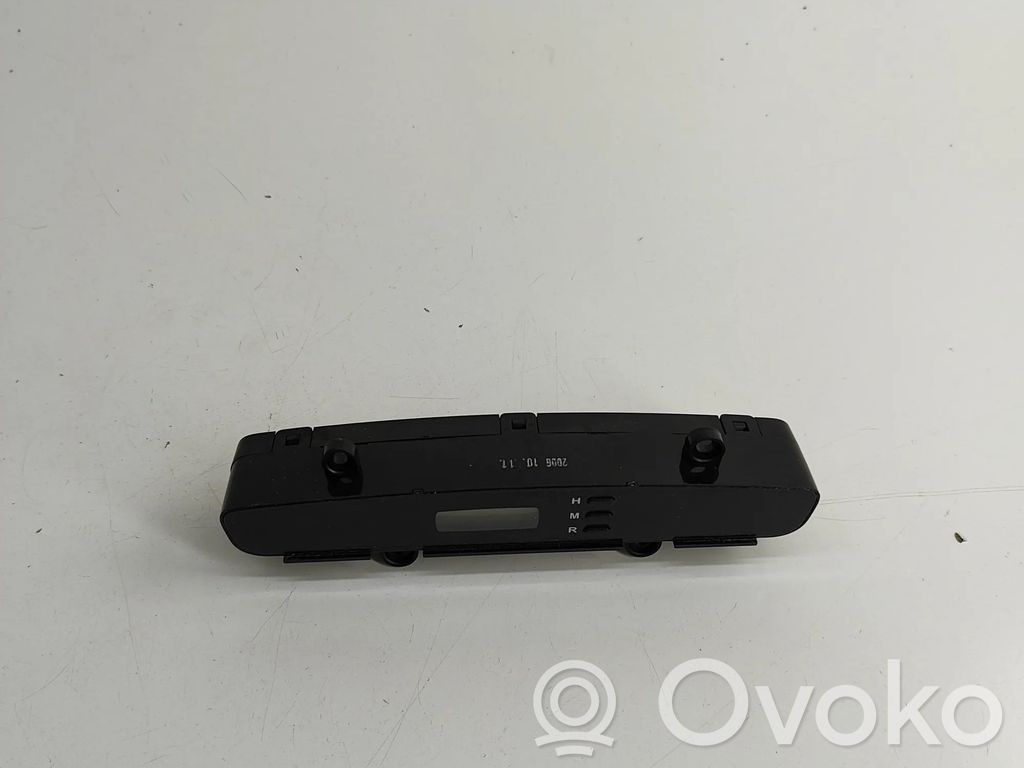 Reloj   945104D000