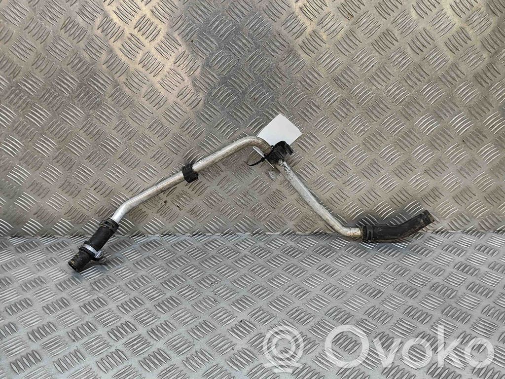Porsche Cayenne (92A) Moottorin vesijäähdytyksen putki/letku 