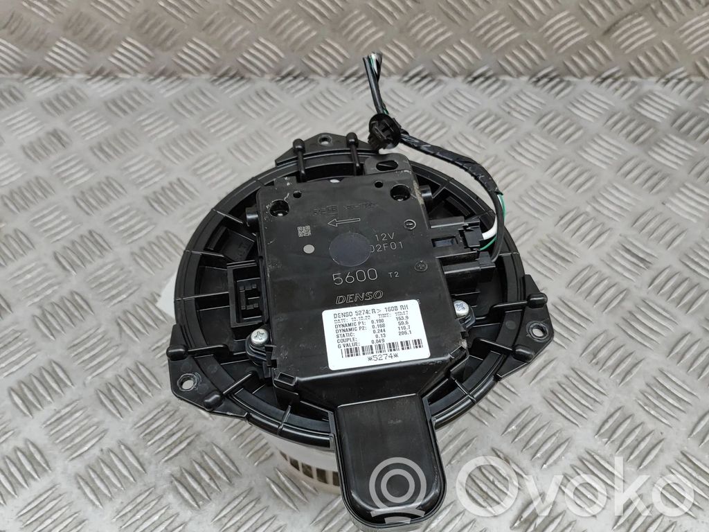 Toyota Corolla E210 E21 Lämmittimen puhallin 