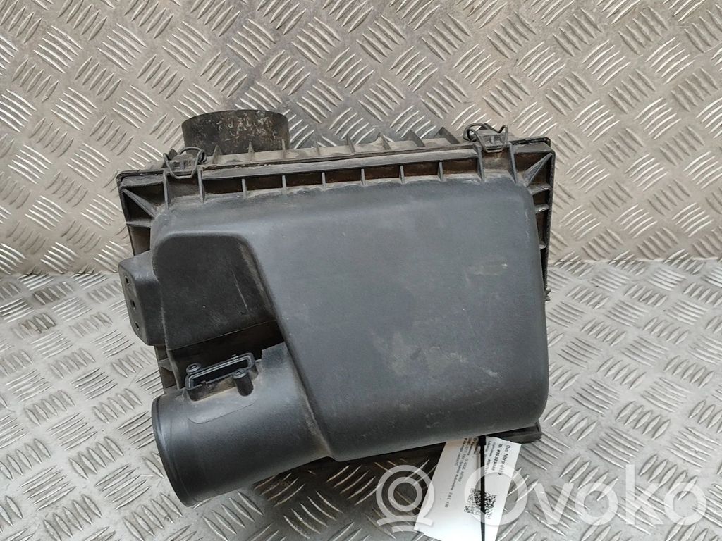 Caja del filtro de aire   K04880266AA