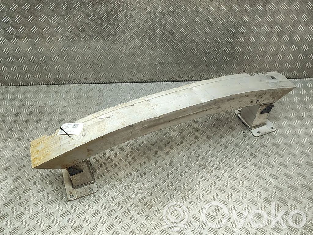 Audi Q8 Travesaño del parachoques delantero 