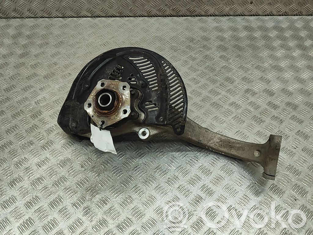 Audi Q8 Cubo de rueda delantera 