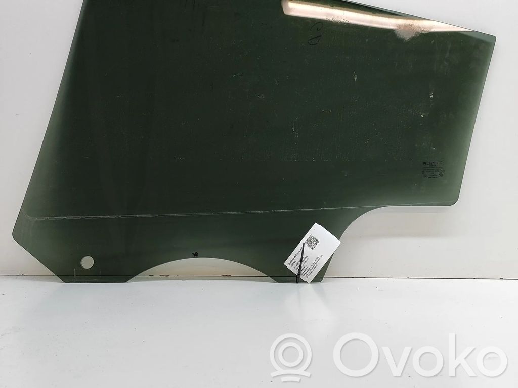Tesla Model Y Luna de la puerta trasera 