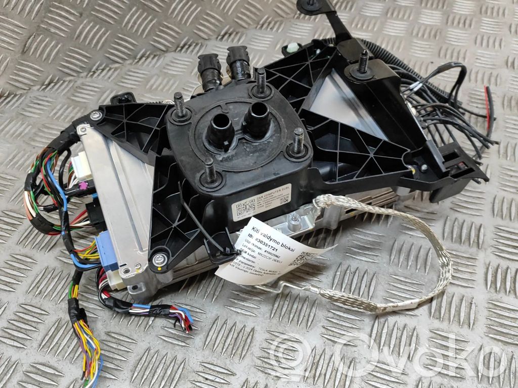 Tesla Model Y Unitate/modul de control motor 
