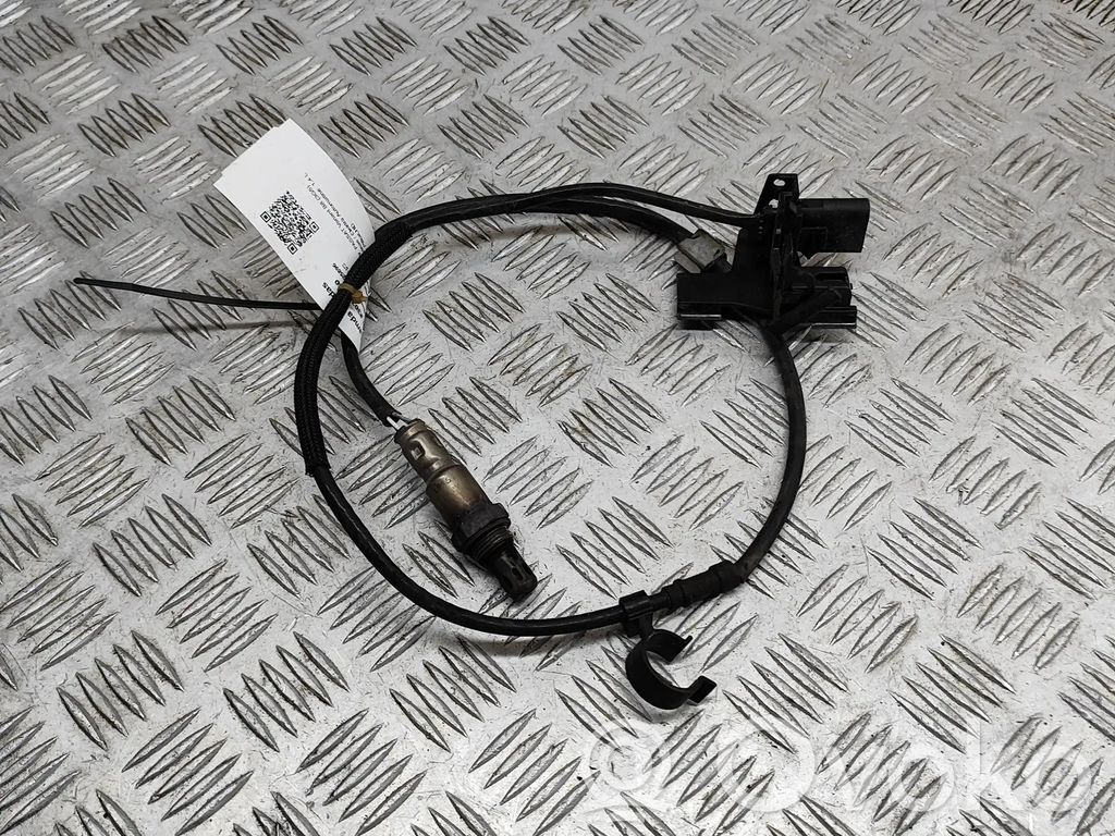 Volkswagen PASSAT B8 Lambda probe sensor 