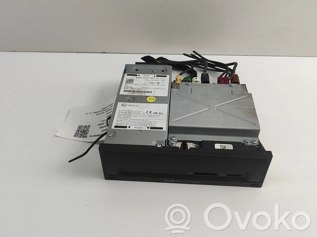 Audi Q3 F3 Panel / Radioodtwarzacz CD/DVD/GPS 